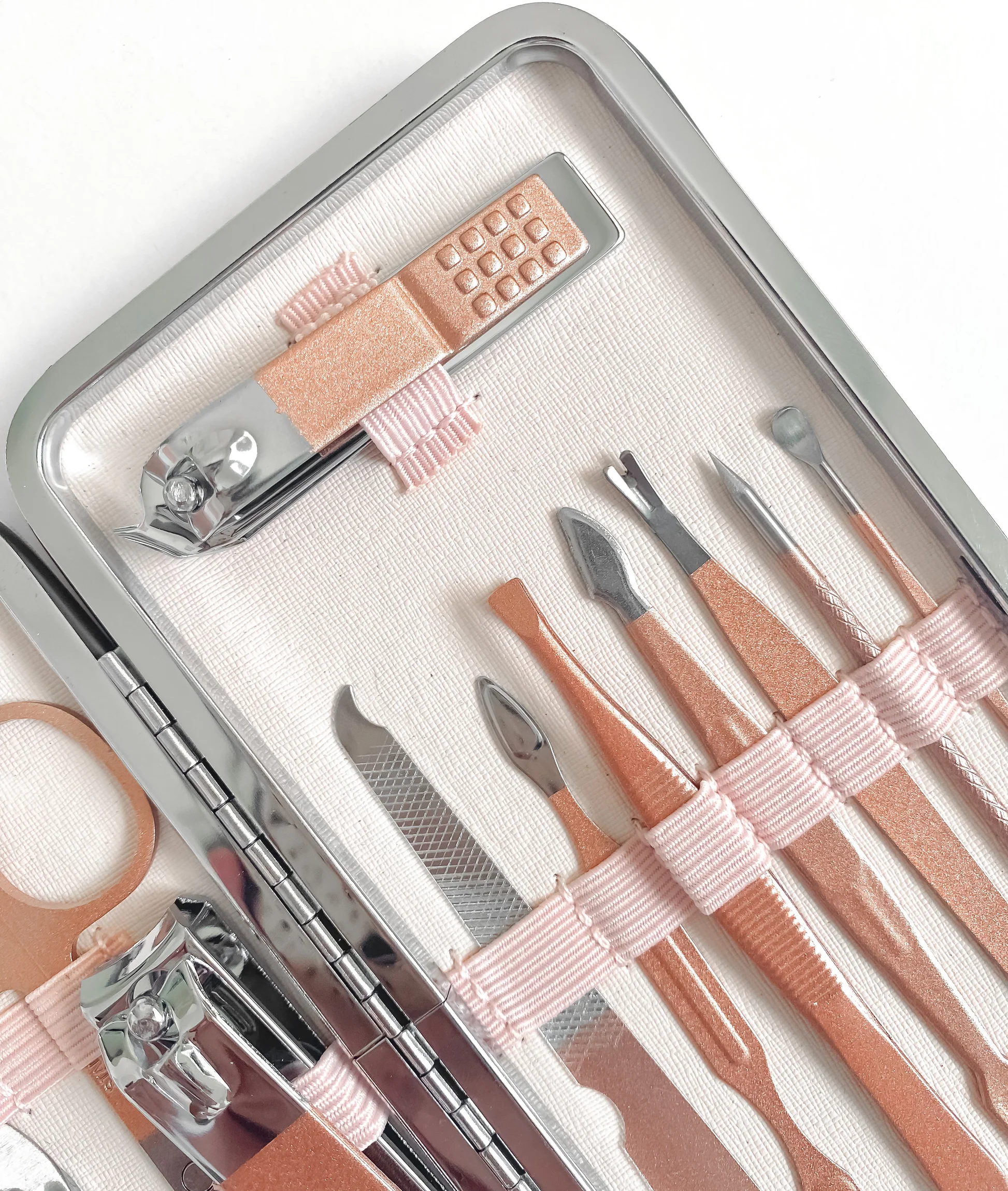 KIT DE MANICURE | 18 PIEZAS💅